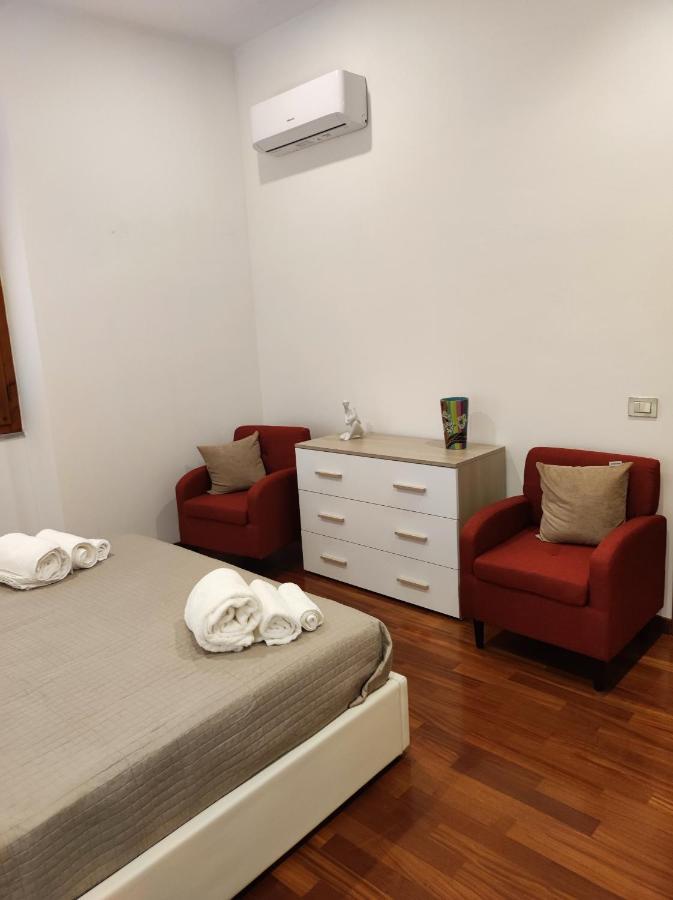 Marina Apartment City Centre Cagliari Exterior foto